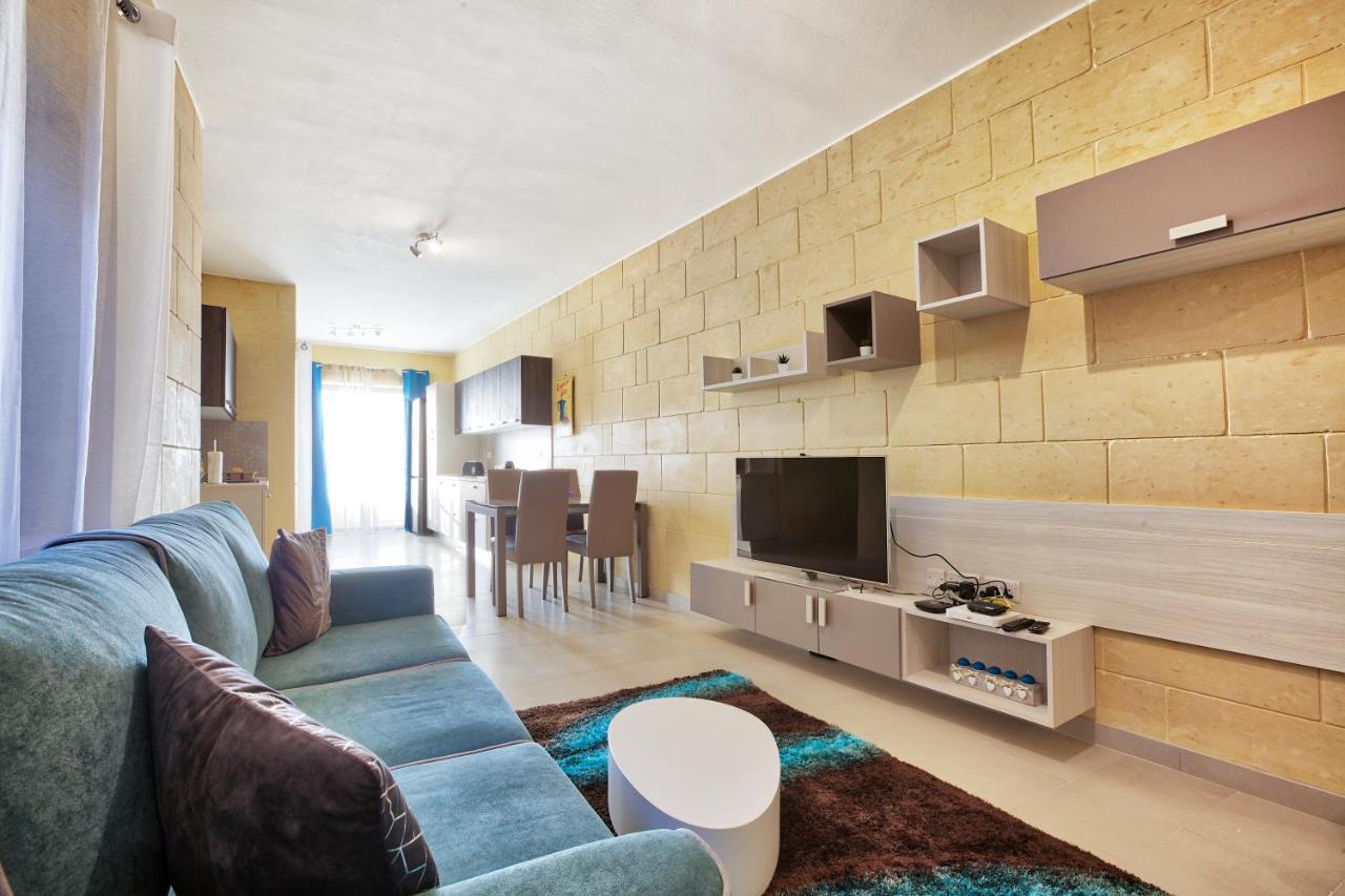 Summer Fields Penthouse With Amazing Views Apartamento Sannat Exterior foto